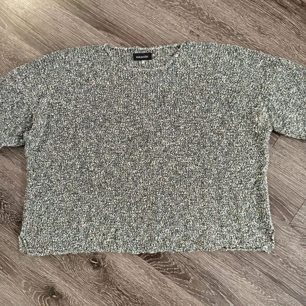 Eskandar One Size Textured Sweater - Picture 3 of 11